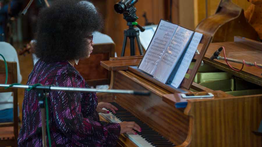 Lazara Cachao Lopez - Piano bei "The Cuban Orquesta"